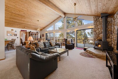 Bear's Landing at Northstar - Game Room, Pool and Gym Access, Great for Families