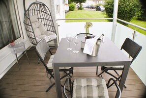 Outdoor dining - Luxury Apartment new & stylish (Kassel)