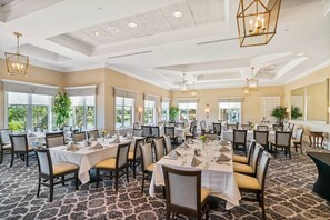 Banquet hall - Available Jan, Feb, & March 2024! Condo in Vasari-Golf Community-Country Club  (Bonita Springs)