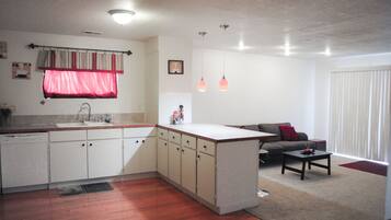 Smart TV, DVD player