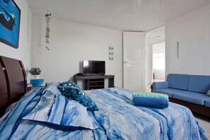 4 habitaciones, tabla de planchar con plancha, wifi y ropa de cama 
