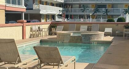 Spacious House with Pool, Oceanview, 3 Decks, 3 Master close to Ocean, Boardwalk