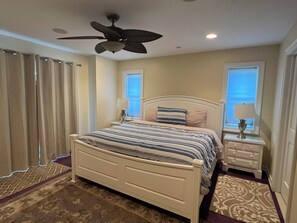 6 bedrooms, iron/ironing board, free WiFi