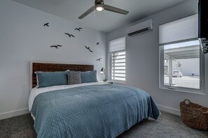 4 bedrooms, travel crib, free WiFi, bed sheets