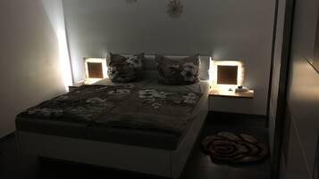 3 chambres, lit parapluie, Wi-Fi gratuit, draps fournis