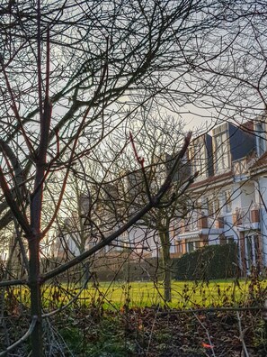 Property grounds - Wonderful apartment! WLAN Only 400m to the sea and the center (Osteseebad Boltenhagen)