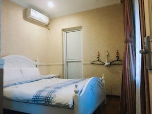 Cortinas opacas y wifi gratis