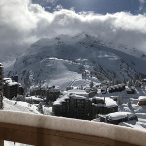 Balcony - Triplex apartment 60m2, 5 rooms, sleeps 8, south facing, AVORIAZ (Morzine)