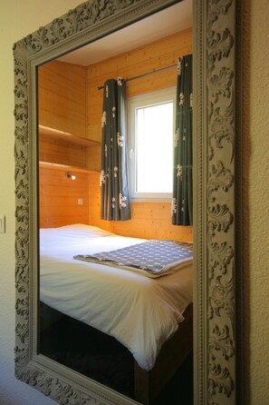 4 Schlafzimmer, kostenloses WLAN, Bettwäsche