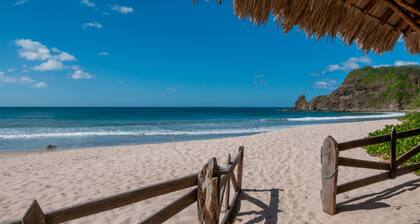 Exclusive Two Story Ocean View Home/private Pool ++privacy - Families Welcome!