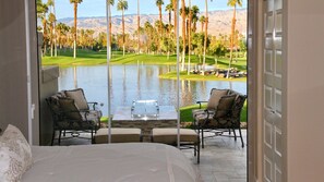 3 室のベッドルーム、デスク、アイロン / アイロン台、WiFi (無料)