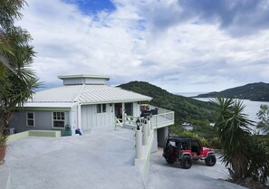 Exterior - Million Dollar Panoramic Views! Huge Decks and  Pool! (Coral Bay)