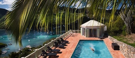 Piscina all'aperto
