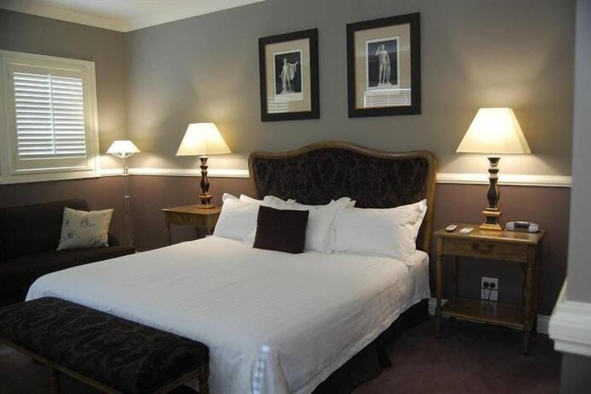 Executive-suite - 1 kingsize-seng | Individuelt design, individuel indretning, skrivebord