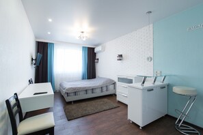 Blackout curtains, soundproofing, iron/ironing board, free WiFi - MegaStay (Moscow)