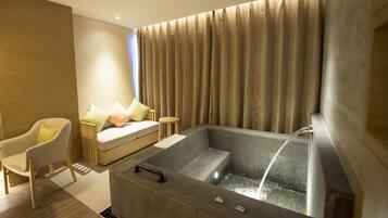 Premium Room, 1 King Bed (Private Hot Spring) | 1 bedroom, minibar, in-room safe, soundproofing
