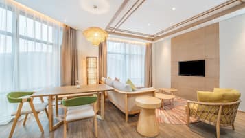 套房, 1 間臥室 | 迷你吧、房內夾萬、隔音、熨斗/熨衫板