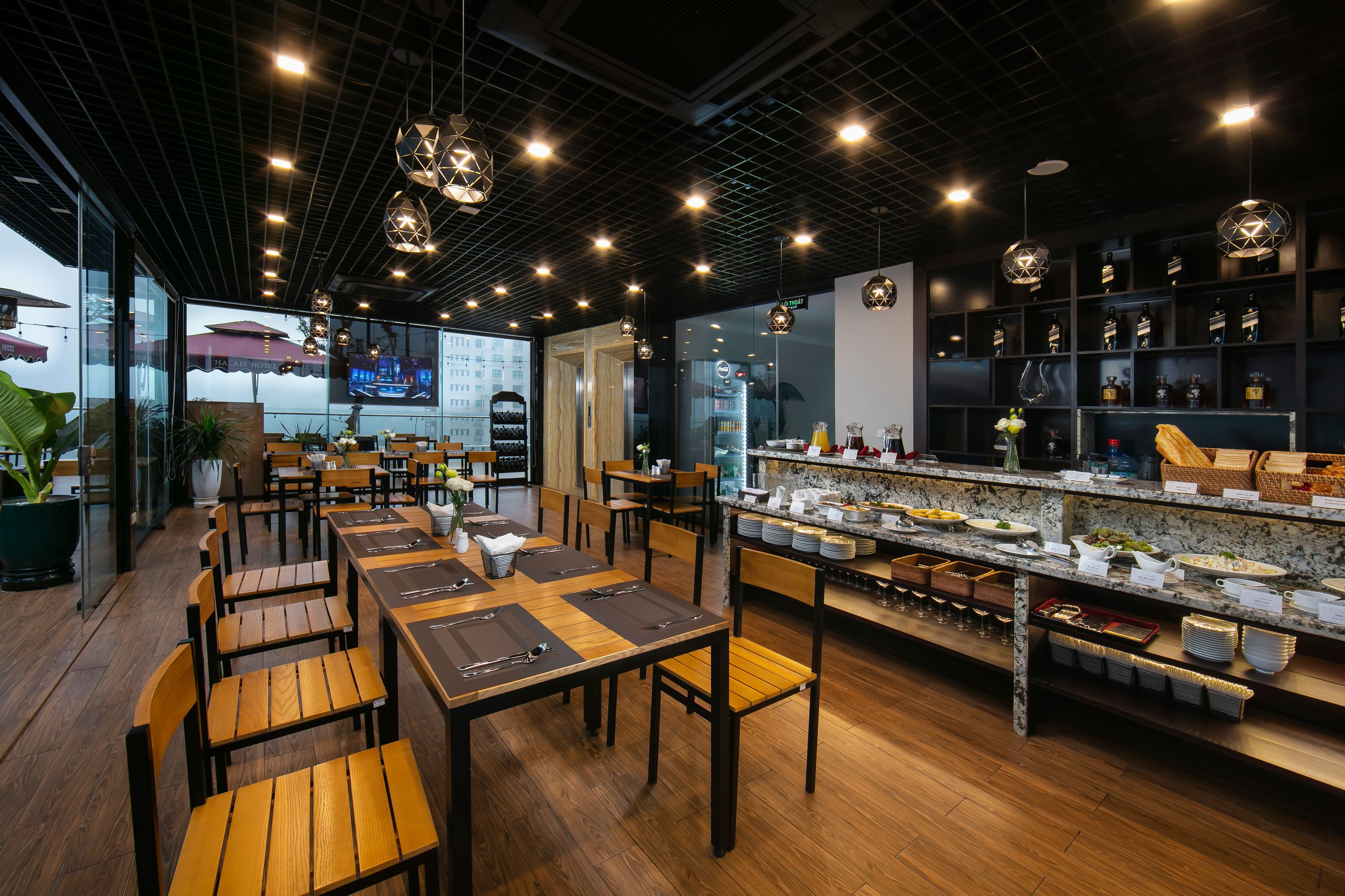 Photo - Halais Hotel