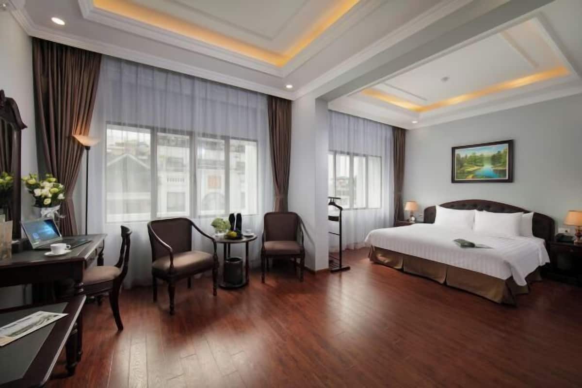 1 bedroom, minibar, in-room safe, desk