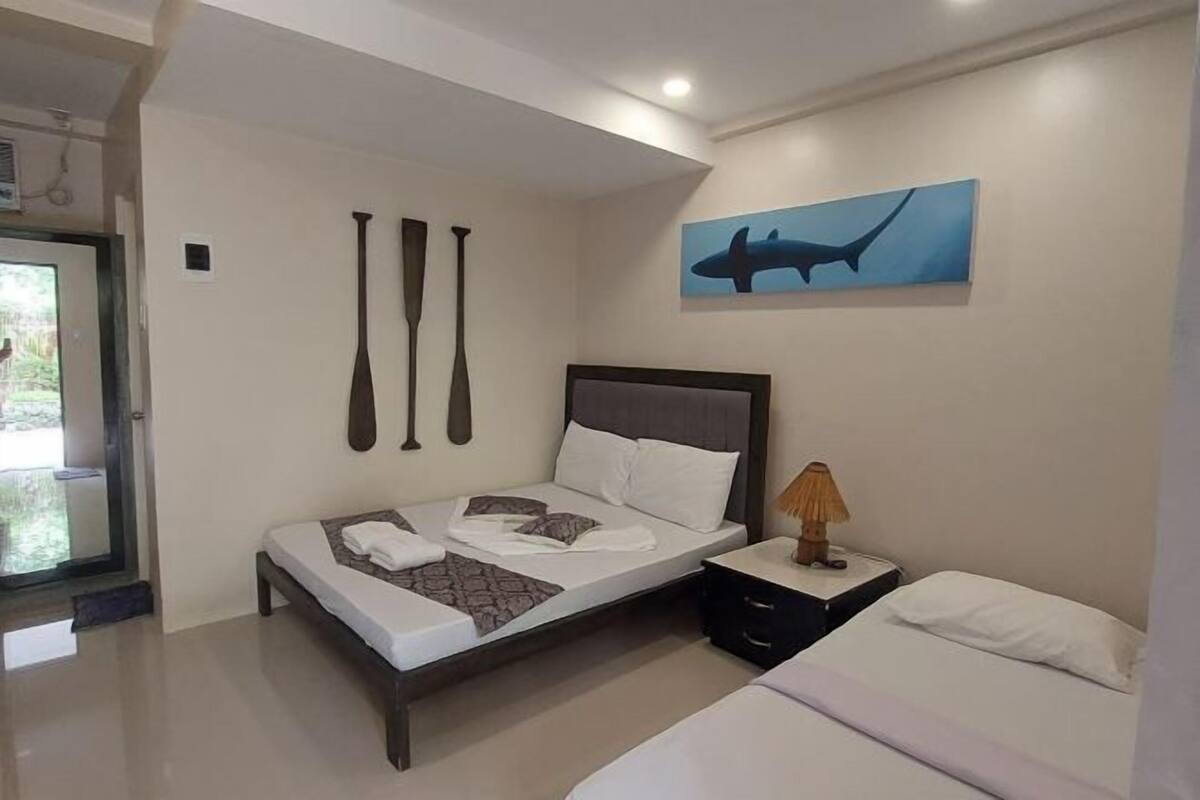 17 bedrooms, blackout drapes, soundproofing, bed sheets