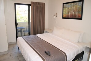 1 bedroom, iron/ironing board, Internet, bed sheets