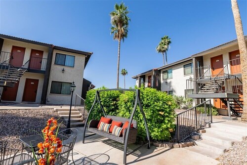 225 Fully Furnished, WiFi Included!