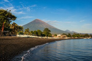 Beach nearby - Ghamed Sari (Karangasem)