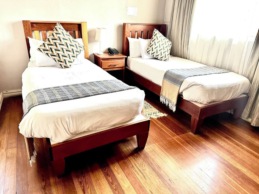 Habitación individual estándar, 2 camas individuales, no fumadores | Caja fuerte, wifi gratis, ropa de cama