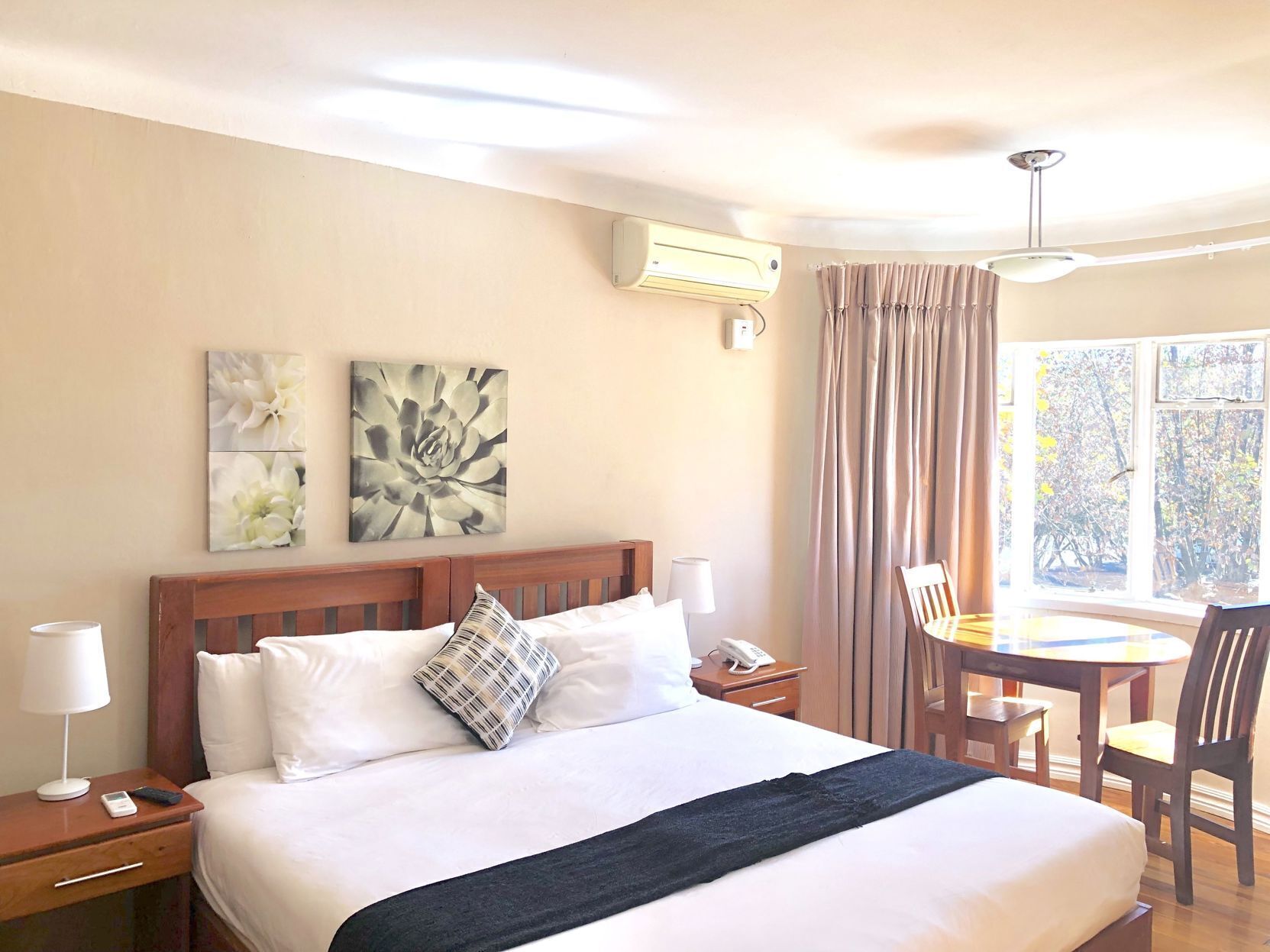 In-room safe, free WiFi, bed sheets