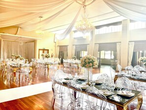 Banquet hall