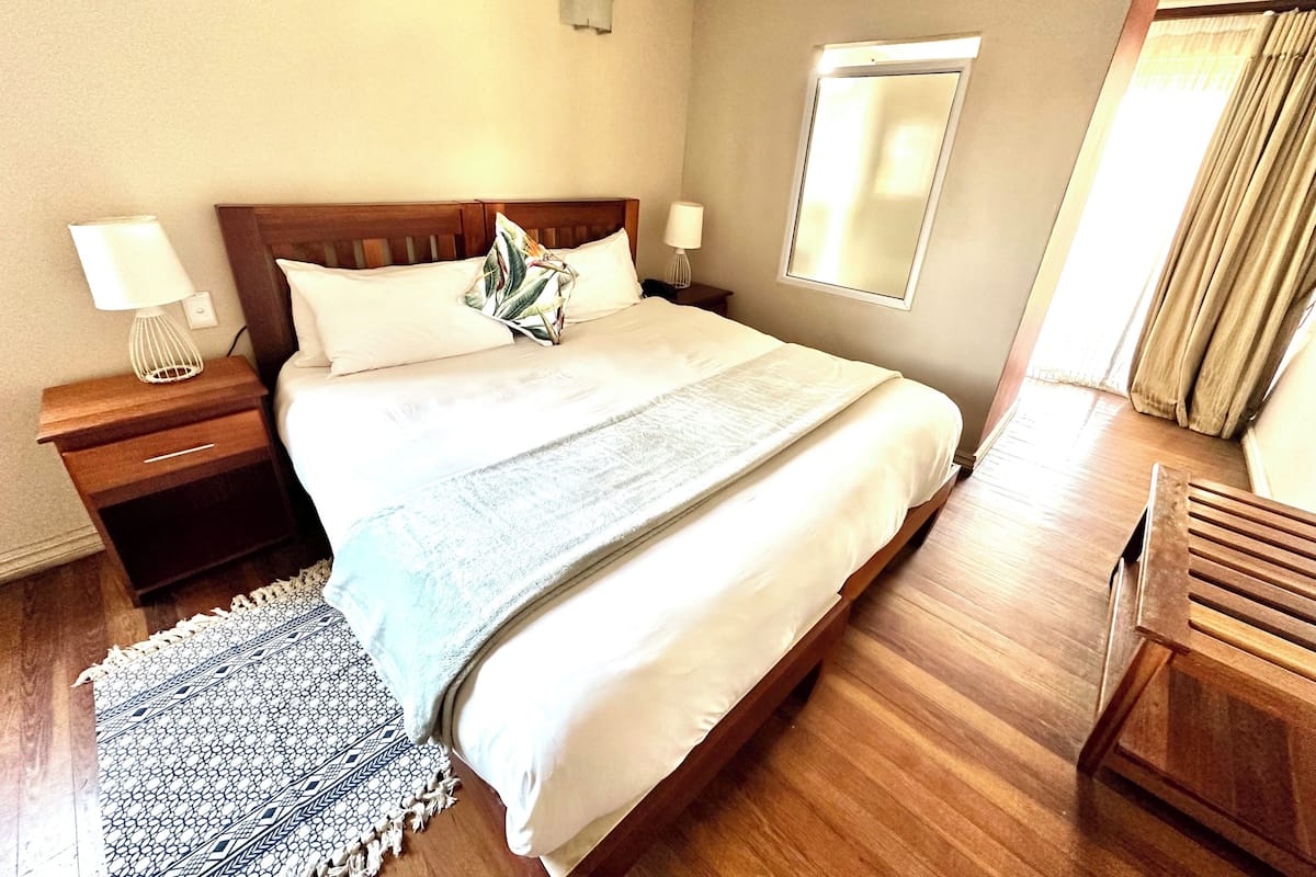 Family Room | In-room safe, free WiFi, bed sheets