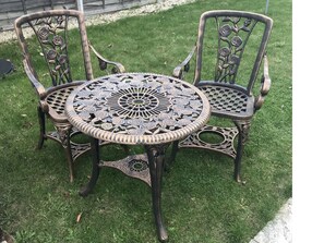 Property grounds - Garden Flat 17S (Northolt)