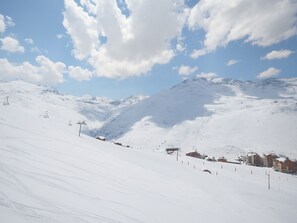 Snow and ski sports - Ski-in/Ski-out Apartment for 8, Les Menuires (Les Menuires)