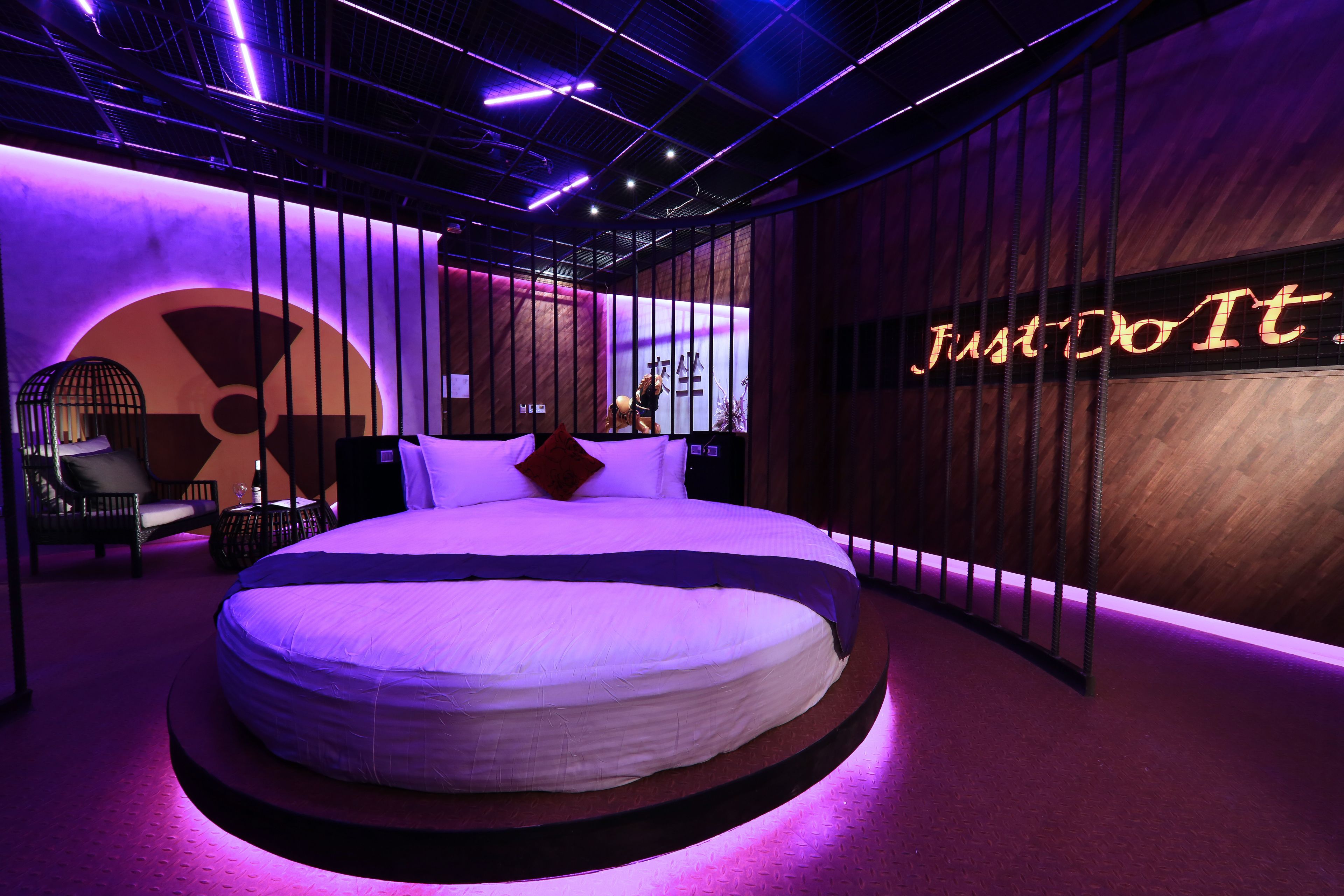 deluxe double room (b) | desk, blackout curtains, free wifi, bed sheets