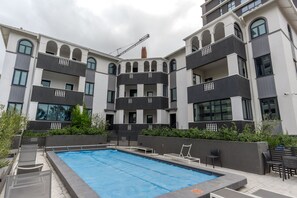 Outdoor pool - Warwick 502 (Cape Town)