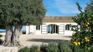 Exterior - Terra Mia (Avola)