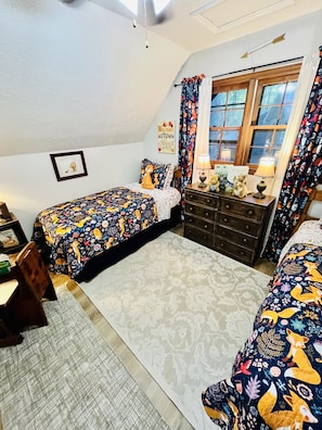 4 bedrooms, iron/ironing board, travel crib, free WiFi