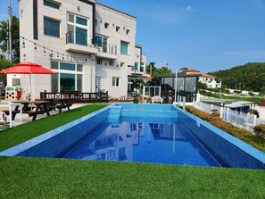 Exterior - Sun and Moon Pension (Yeosu)