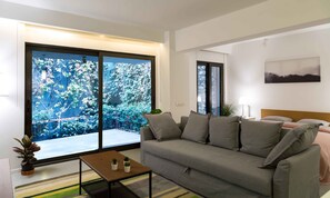 Estudio (No:6) | Tabla de planchar con plancha, wifi gratis, ropa de cama