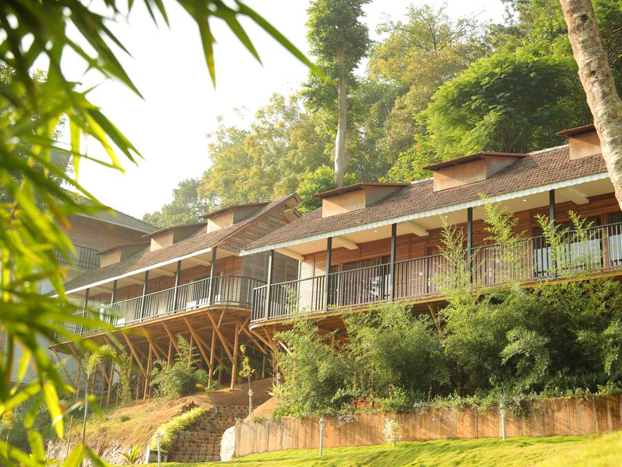 Premium Cottage, Non Smoking, Mountain View | Balcony