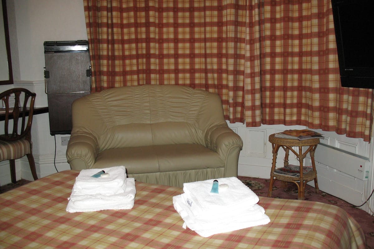 Desk, iron/ironing board (on request), WiFi (free)