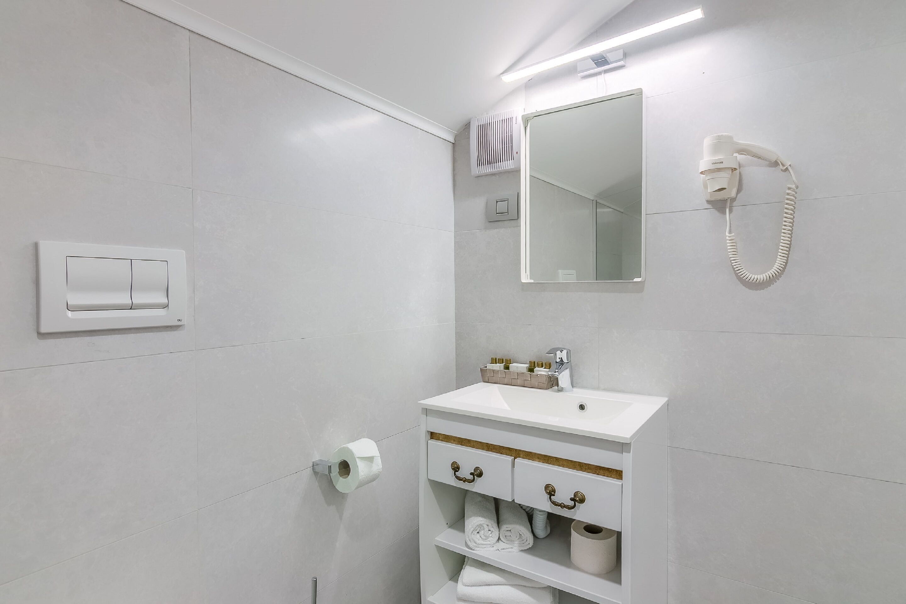 Foto - New Era Hotel Old Town Vibrant Nightlife Zone - parking with fee nearby - NOT at the hotel !