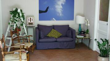 Télévision à écran plat