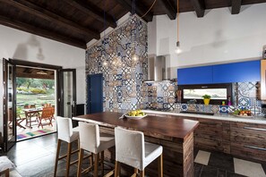 Villa, 3 Bedrooms | Private kitchen