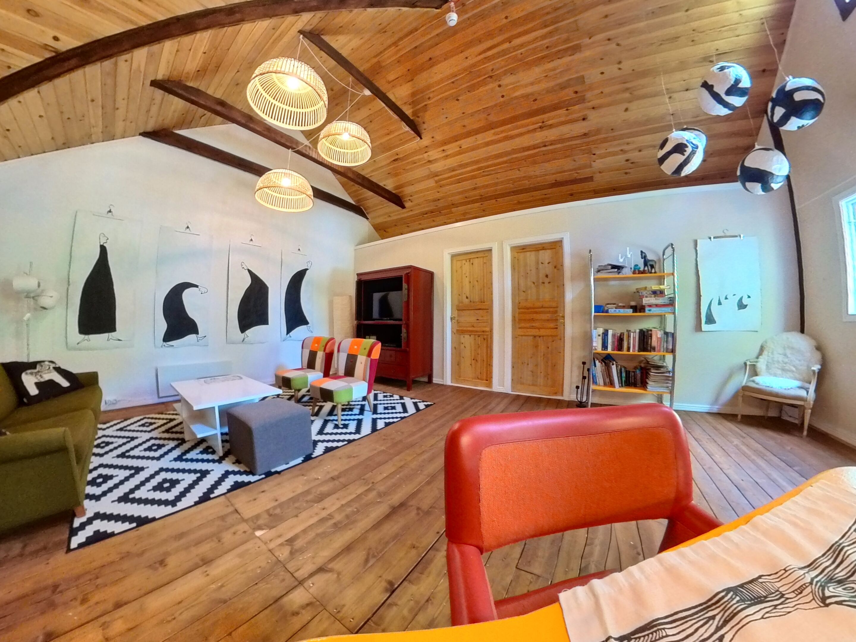 Apartamento familiar (Hölada) | Decoración individual, mobiliario individual, wifi gratis