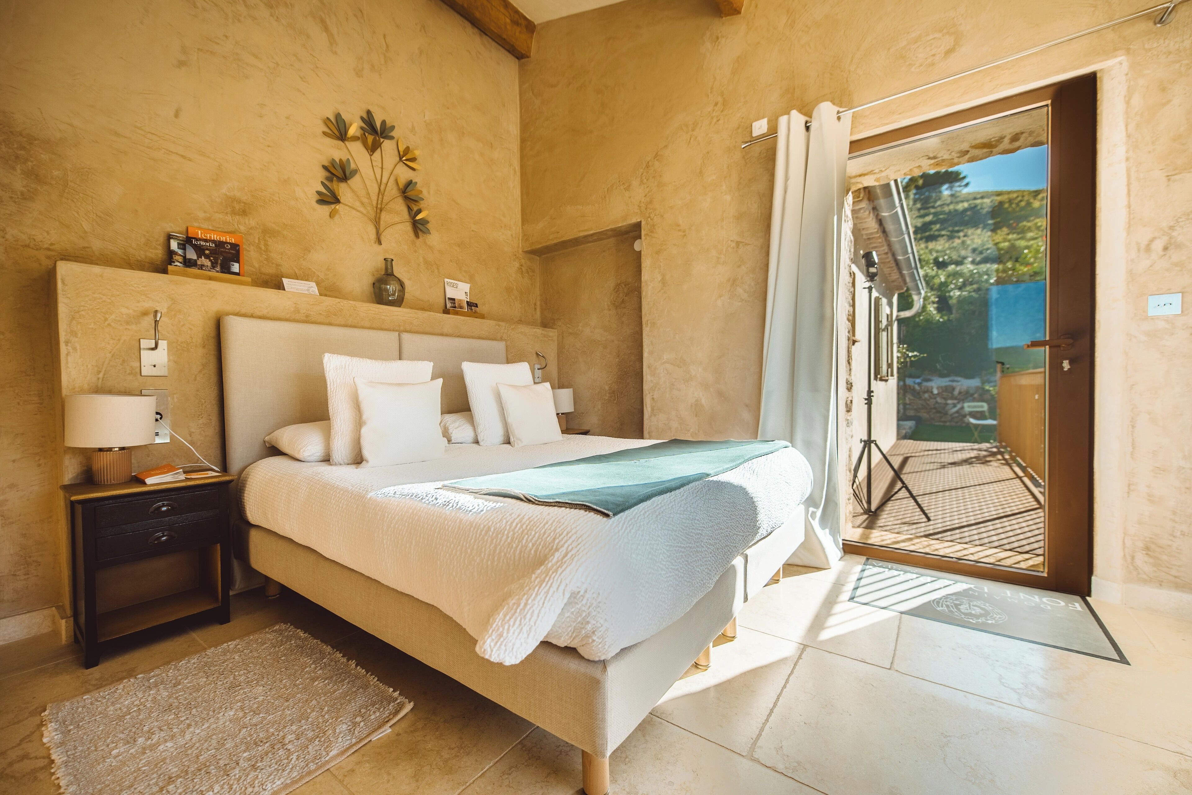ห้องดับเบิล (Chambre bastide) | ตู้นิรภัยในห้องพัก, ห้องพักตกแต่งอย่างมีเอกลักษณ์, ตกแต่งพิเศษโดยเฉพาะ