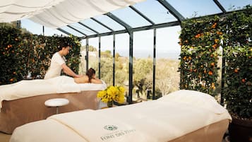 Salas de tratamiento para parejas y masajes con piedras calientes
