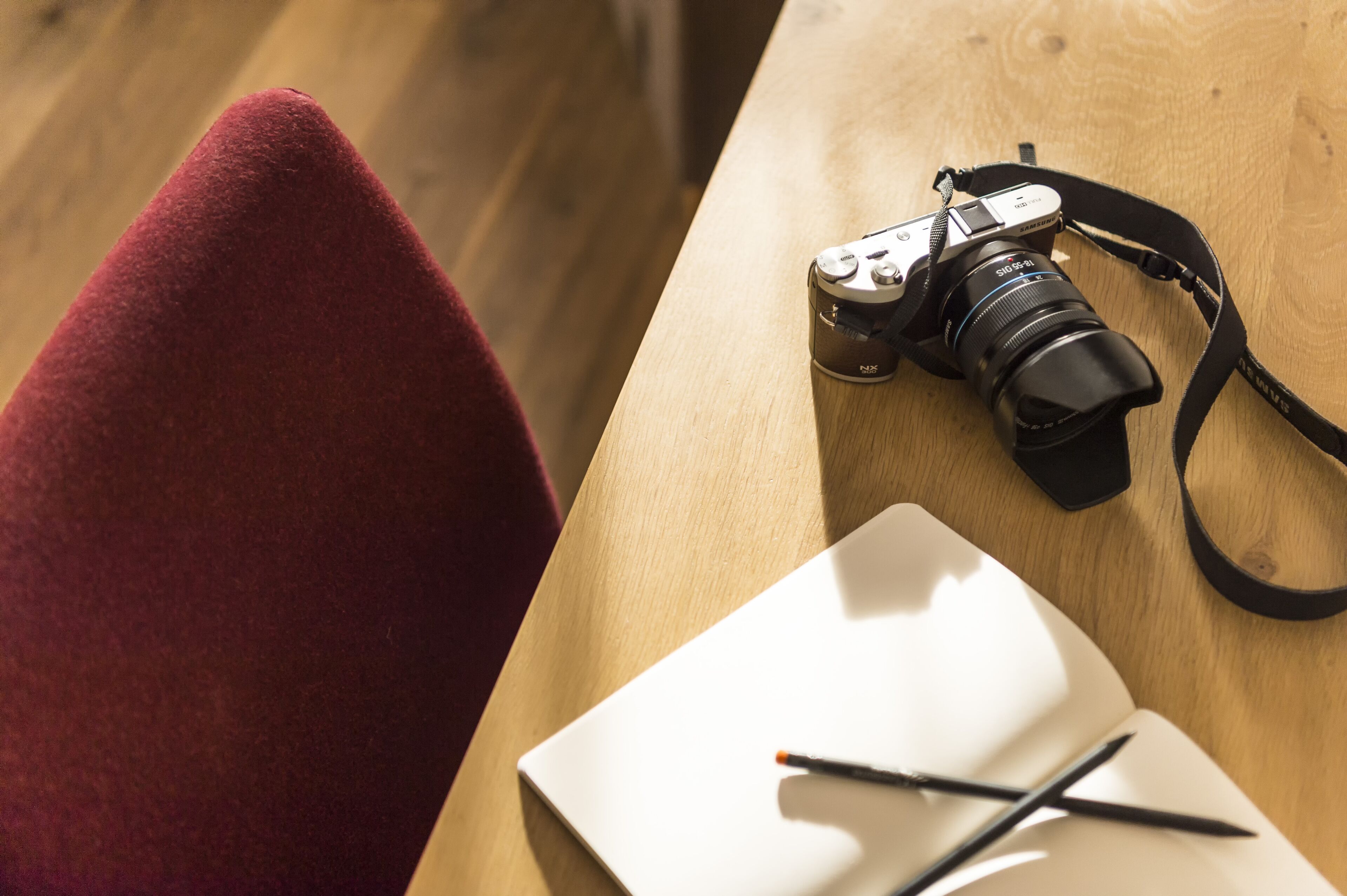 comfort double room | living area | flat-screen tv