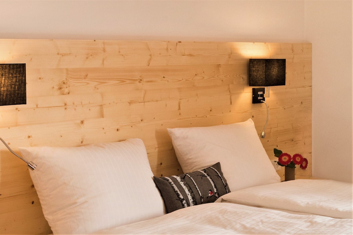 standard double room | 1 bedroom, in-room safe, free wifi, bed sheets