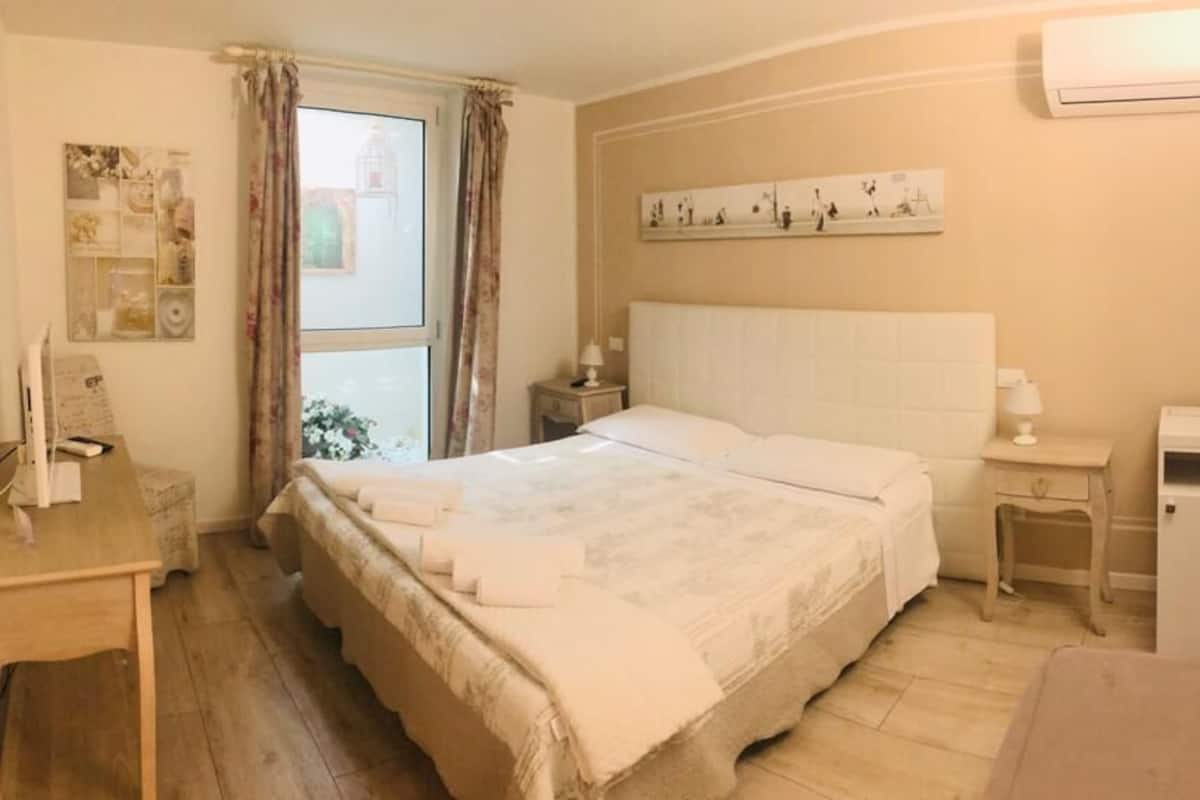 Basic Room